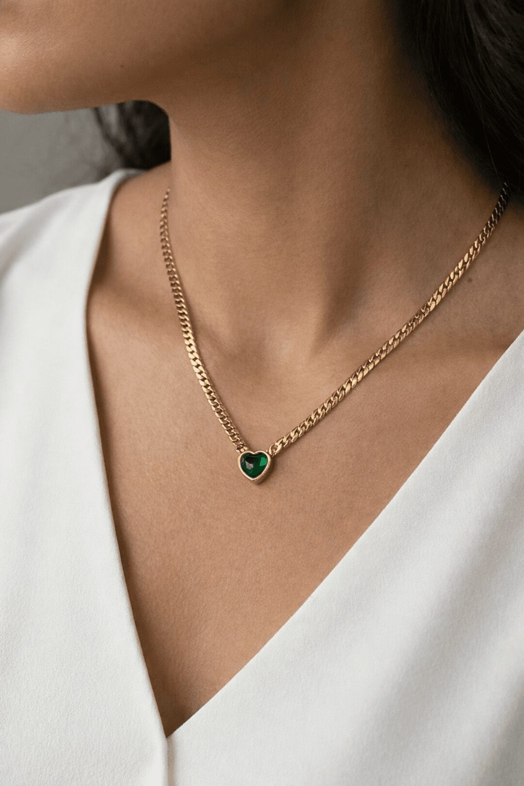 Collar Corazón Esmeralda Ref: D384