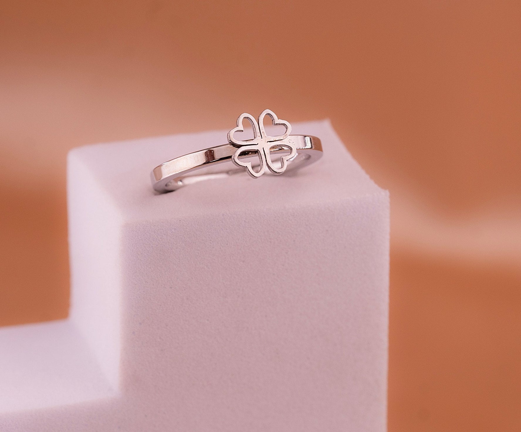 Anillo Trébol Corazones Plateado Talla 7 Ref: Ref: A1761