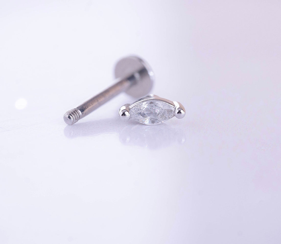 Piercing Lágrima Plateado Ref:H508