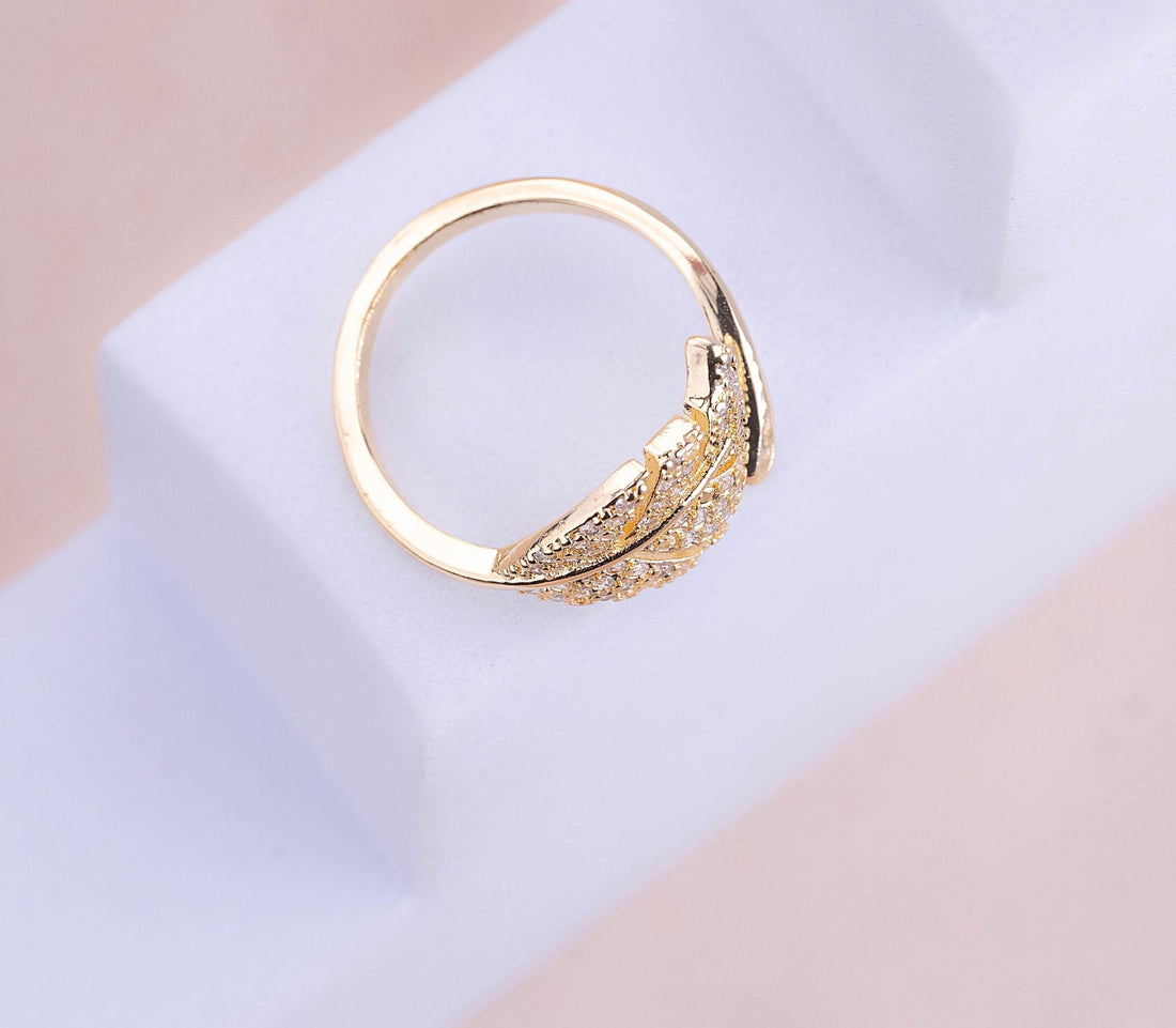 Anillo Hoja Dorado Ref: A1601