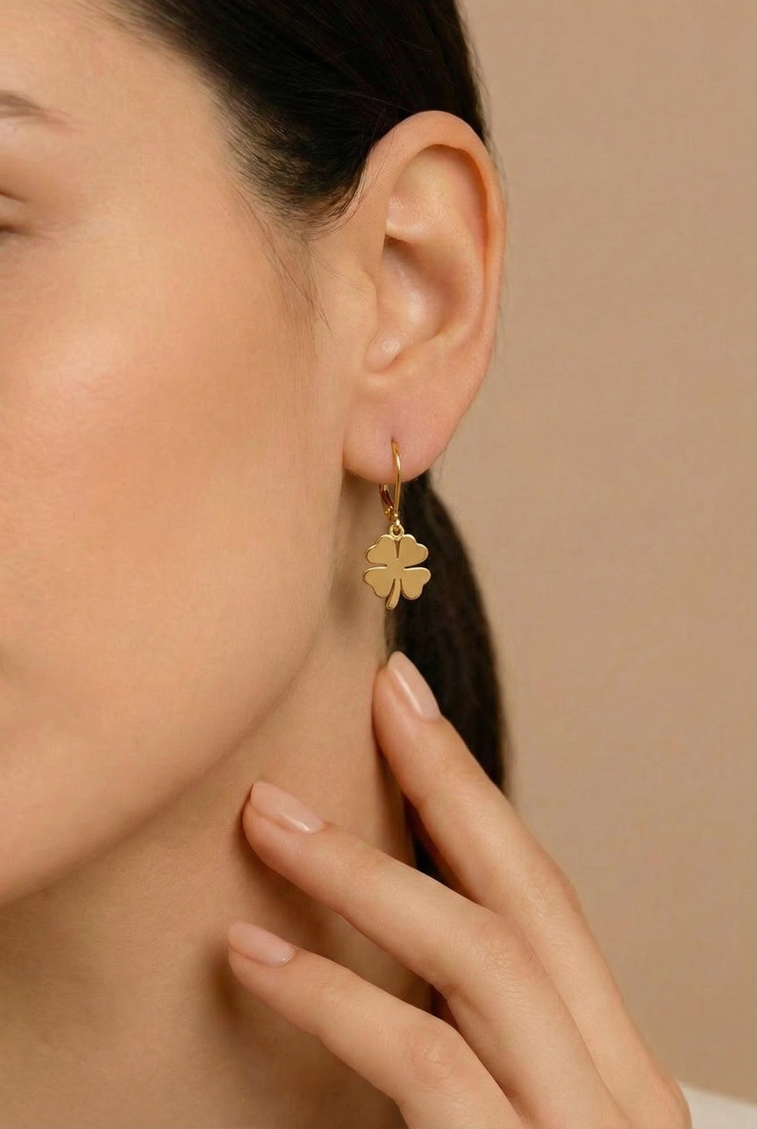 Aretes Trébol Dorados Ref: B3382