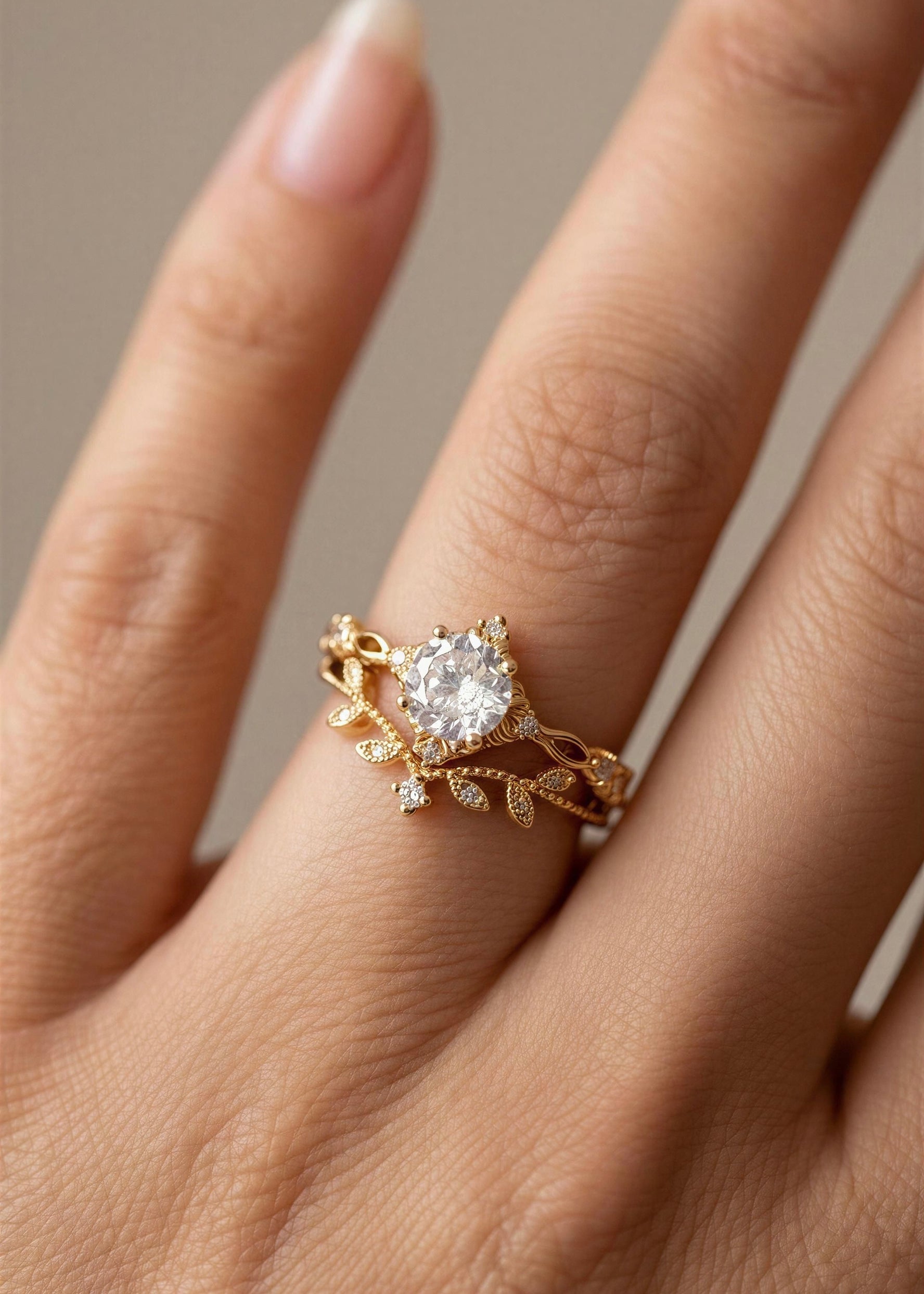 Anillo Astoria