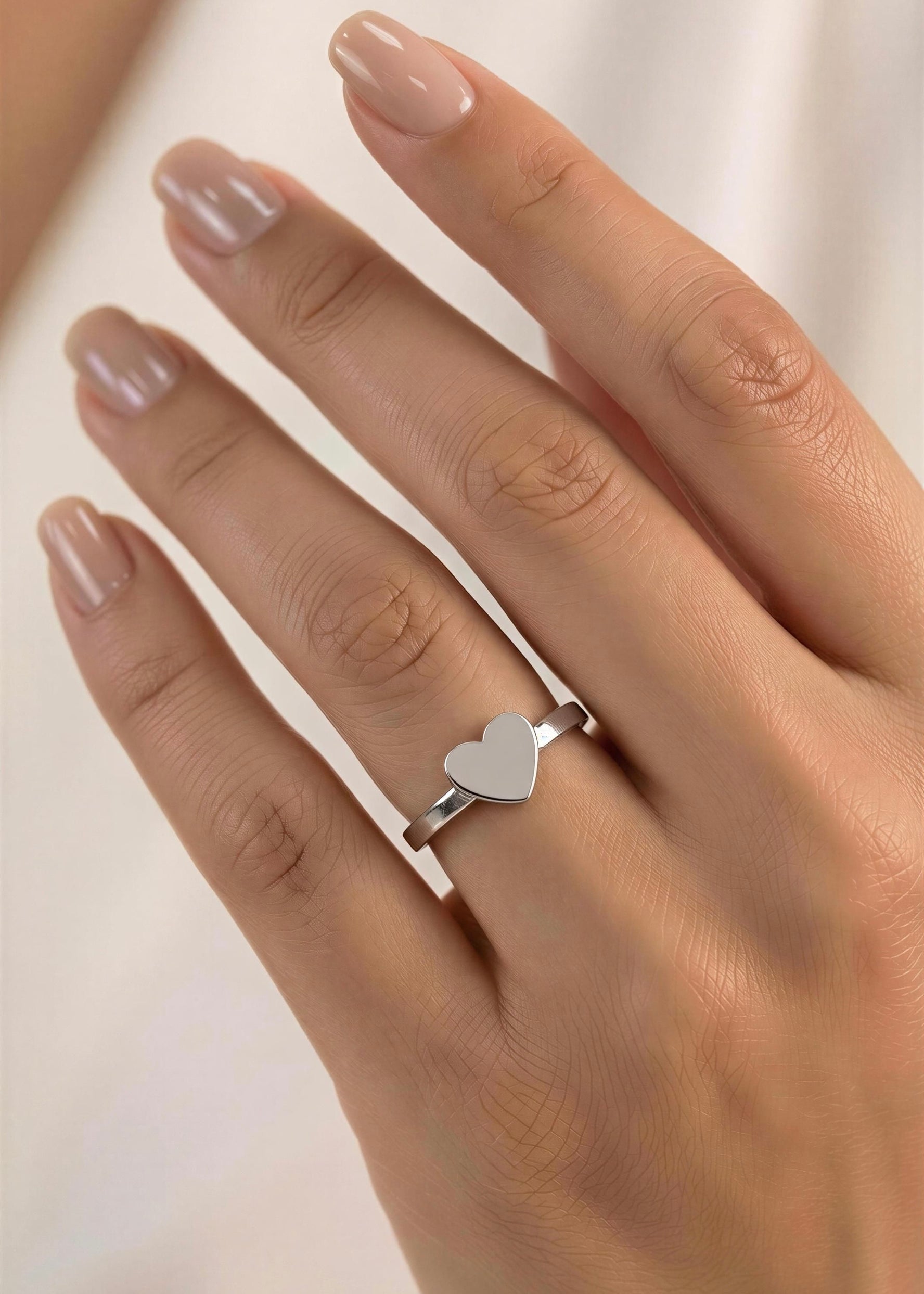Anillo Corazón Plateado Talla 7