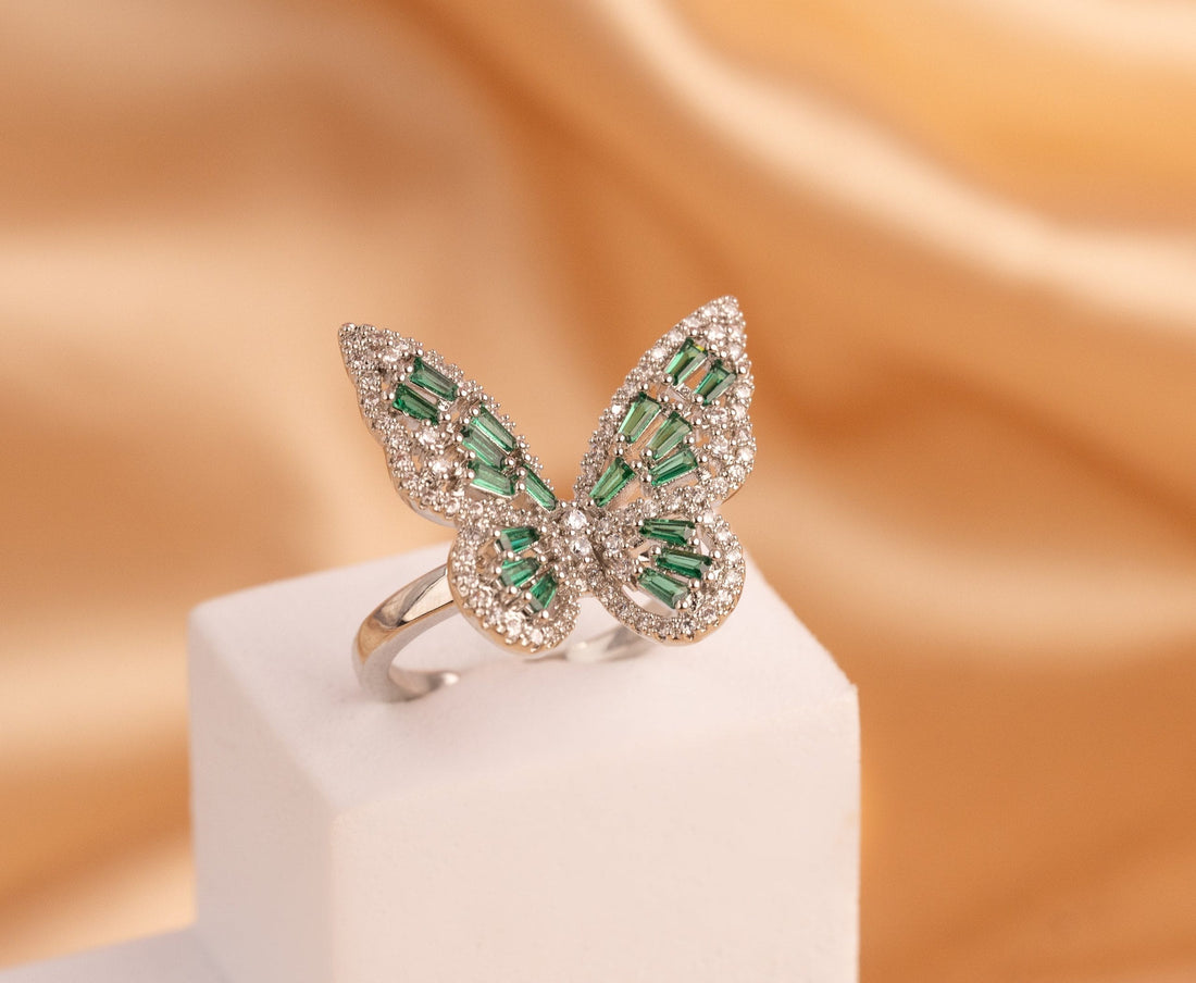 Anillo Mariposa Circones Verdes Plateado Ref: A1640