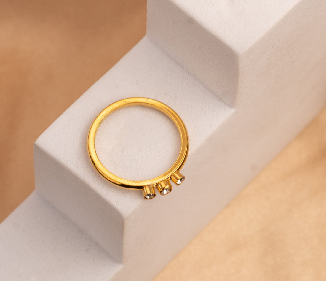 Anillo Lis Dorado Talla 7 Ref: A2440