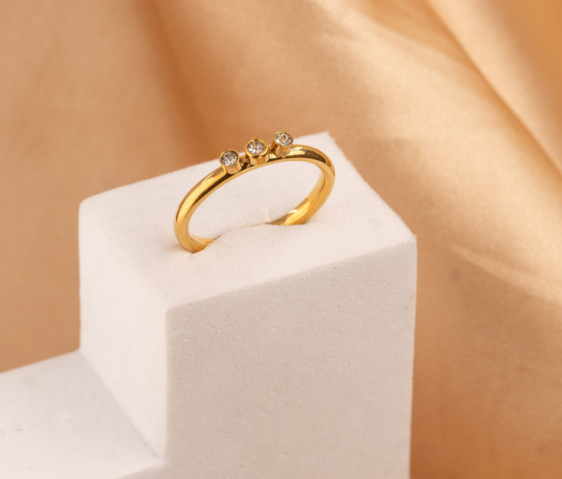Anillo Lis Dorado Talla 7 Ref: A2440