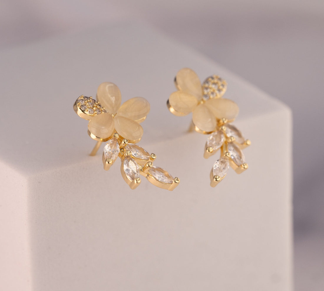 Aretes Azalea Dorados Ref: B1259