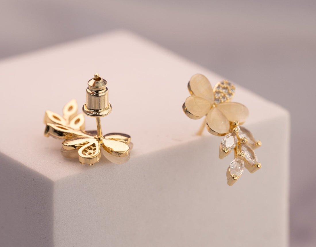 Aretes Azalea Dorados Ref: B1259