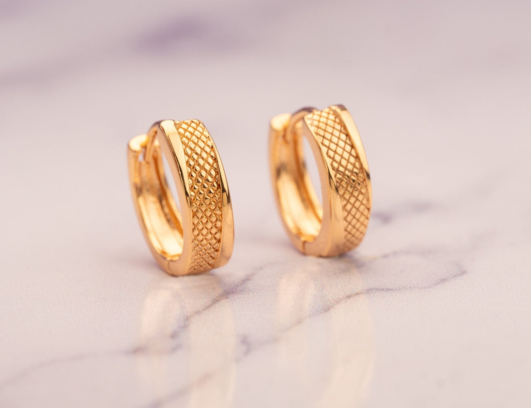 Candongas Romina Doradas Ref: B506