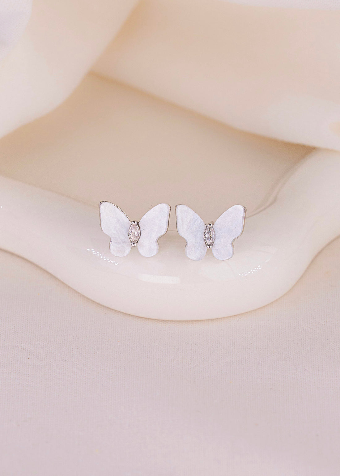 Aretes Mariposa Plateados