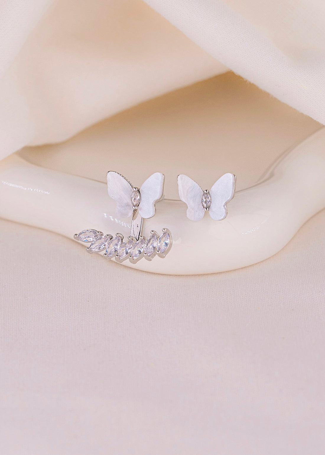 Aretes Mariposa Plateados