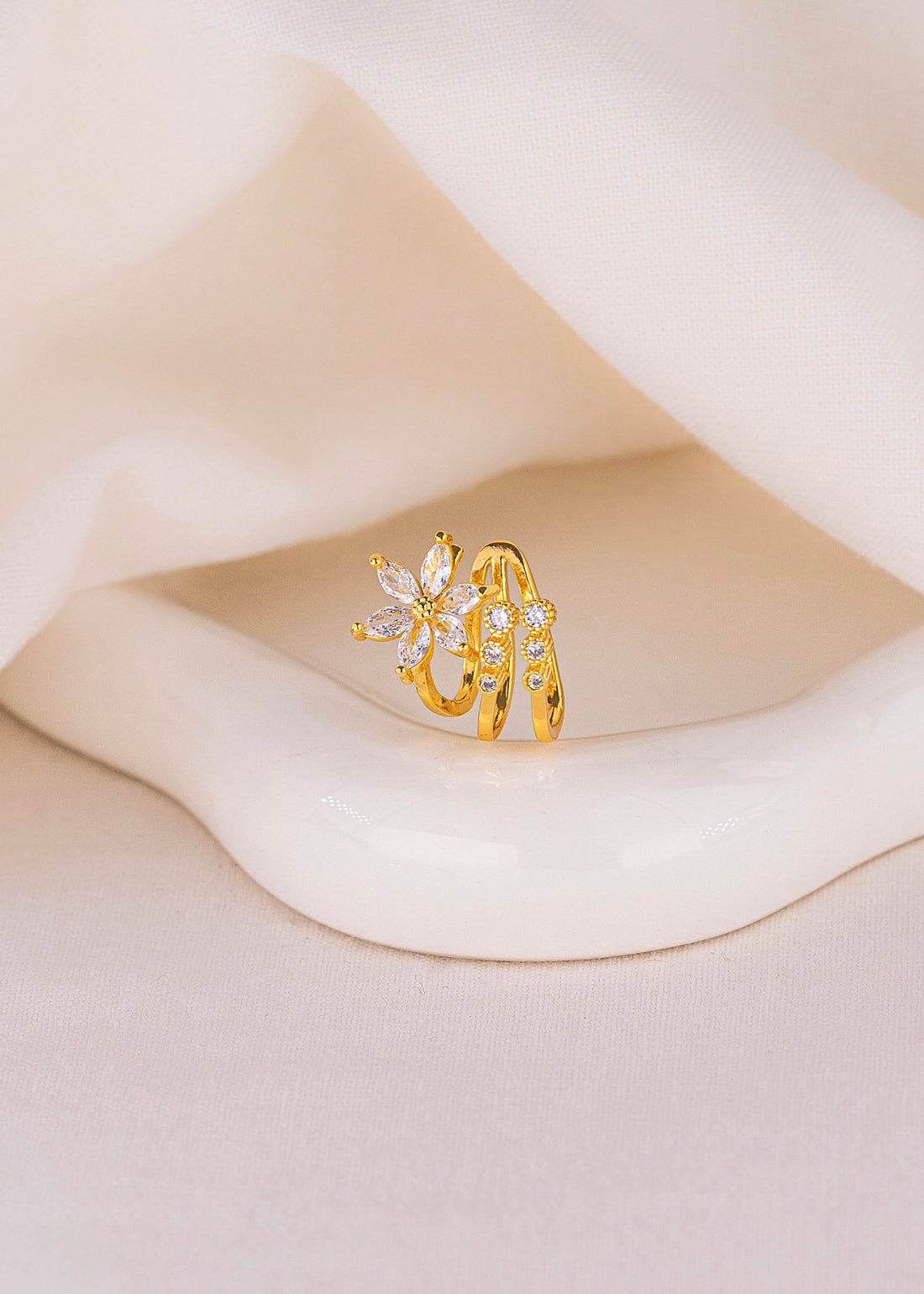 Ear Cuff Gardenia