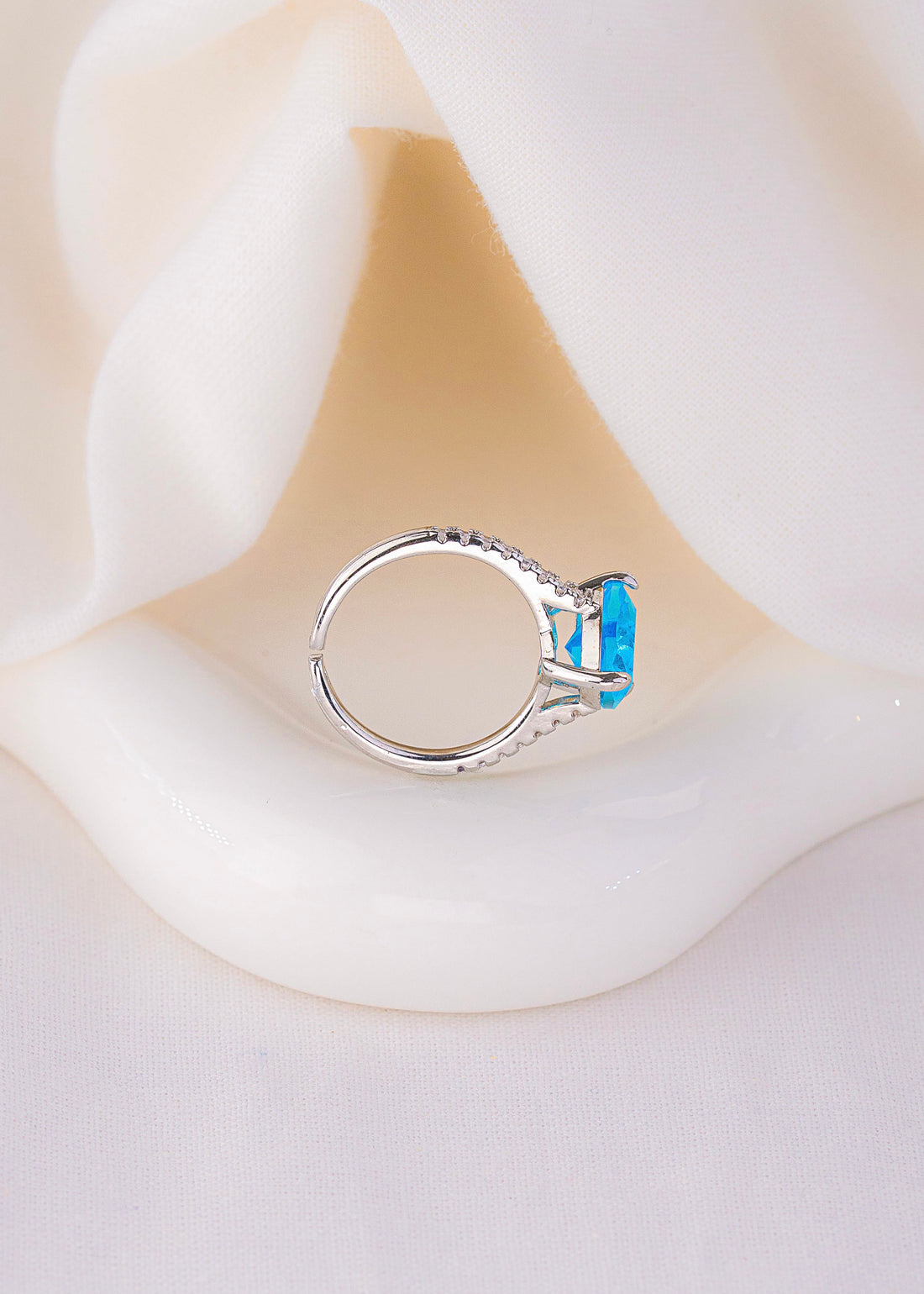 Anillo Azura