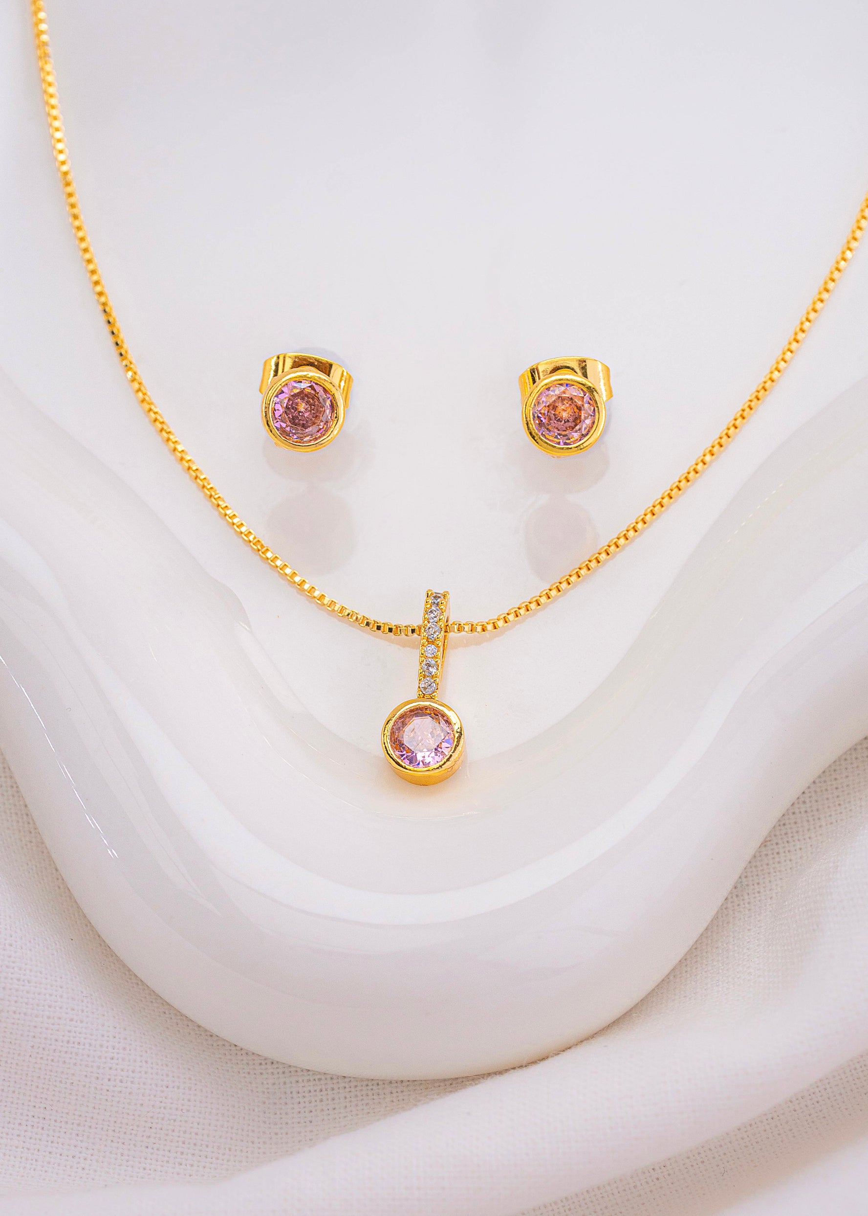 Set Cadena +Aretes Mía