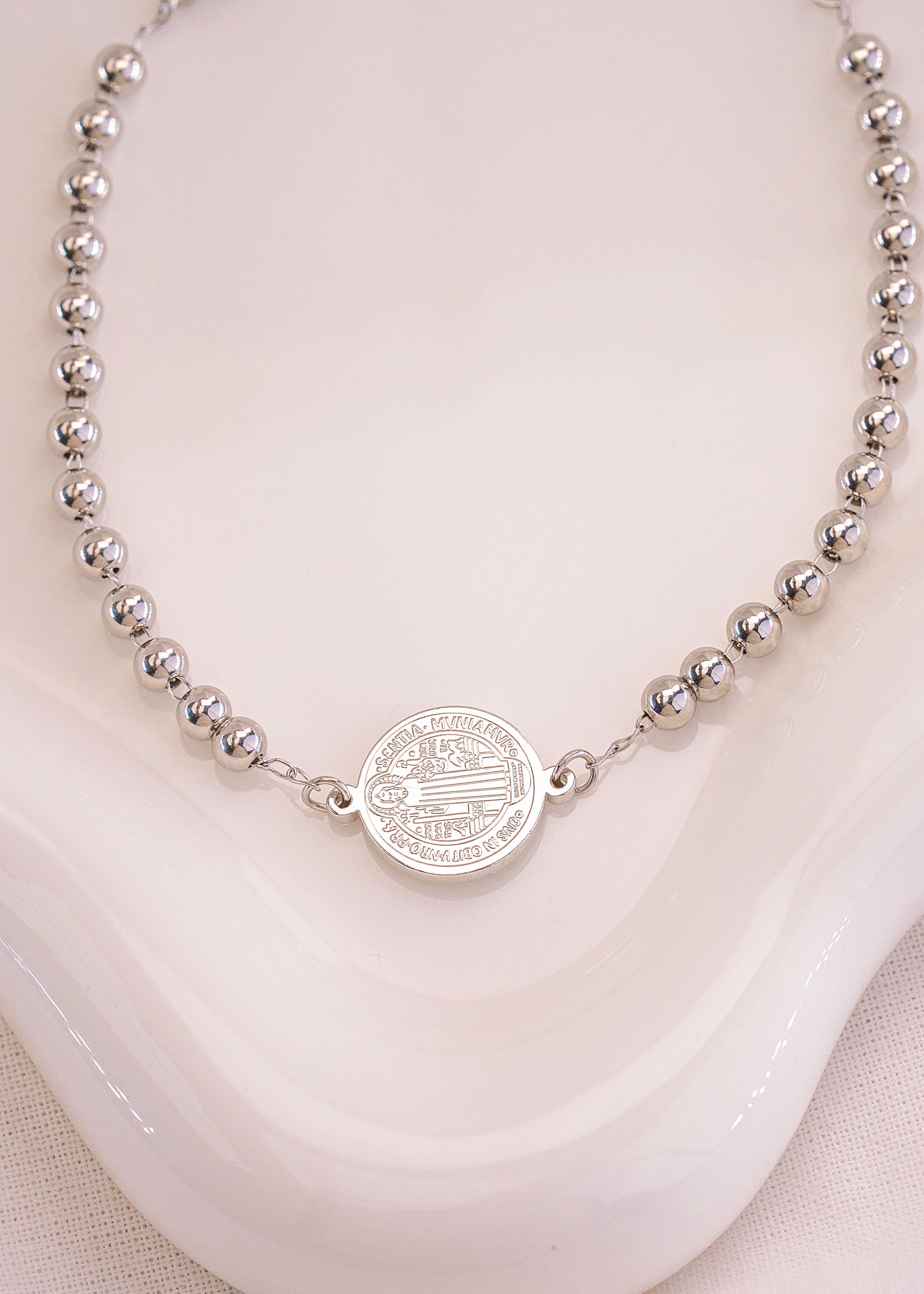 Pulsera San Benito Plateada
