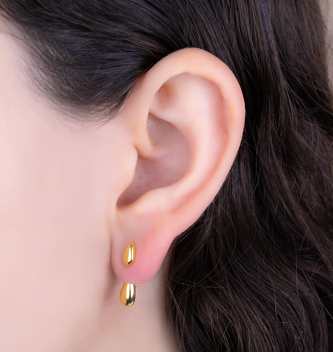 Aretes Mini Gotas Dorados Ref:B2523
