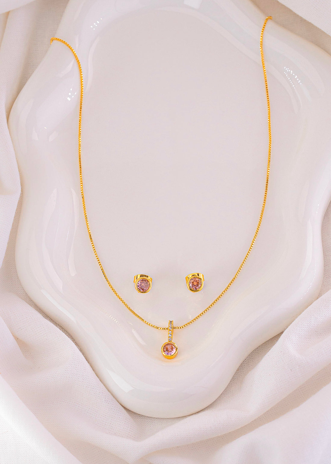 Set Cadena +Aretes Mía