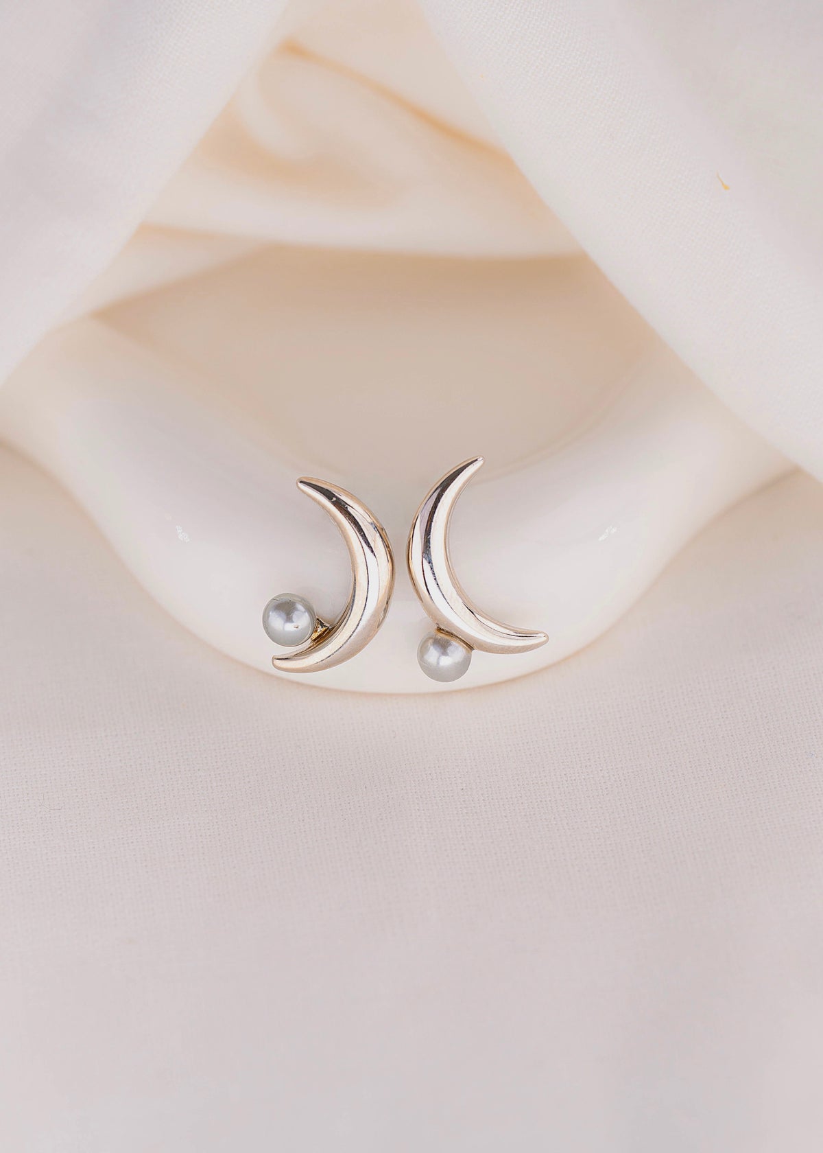 Aretes Lunaria