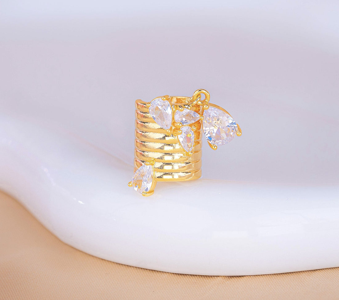 Ear Cuff Nébula Dorado Ref: E926