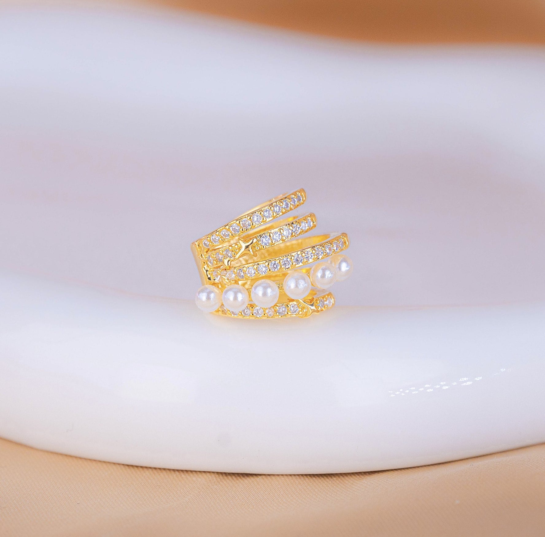 Ear Cuff Vega Dorado Ref: E826