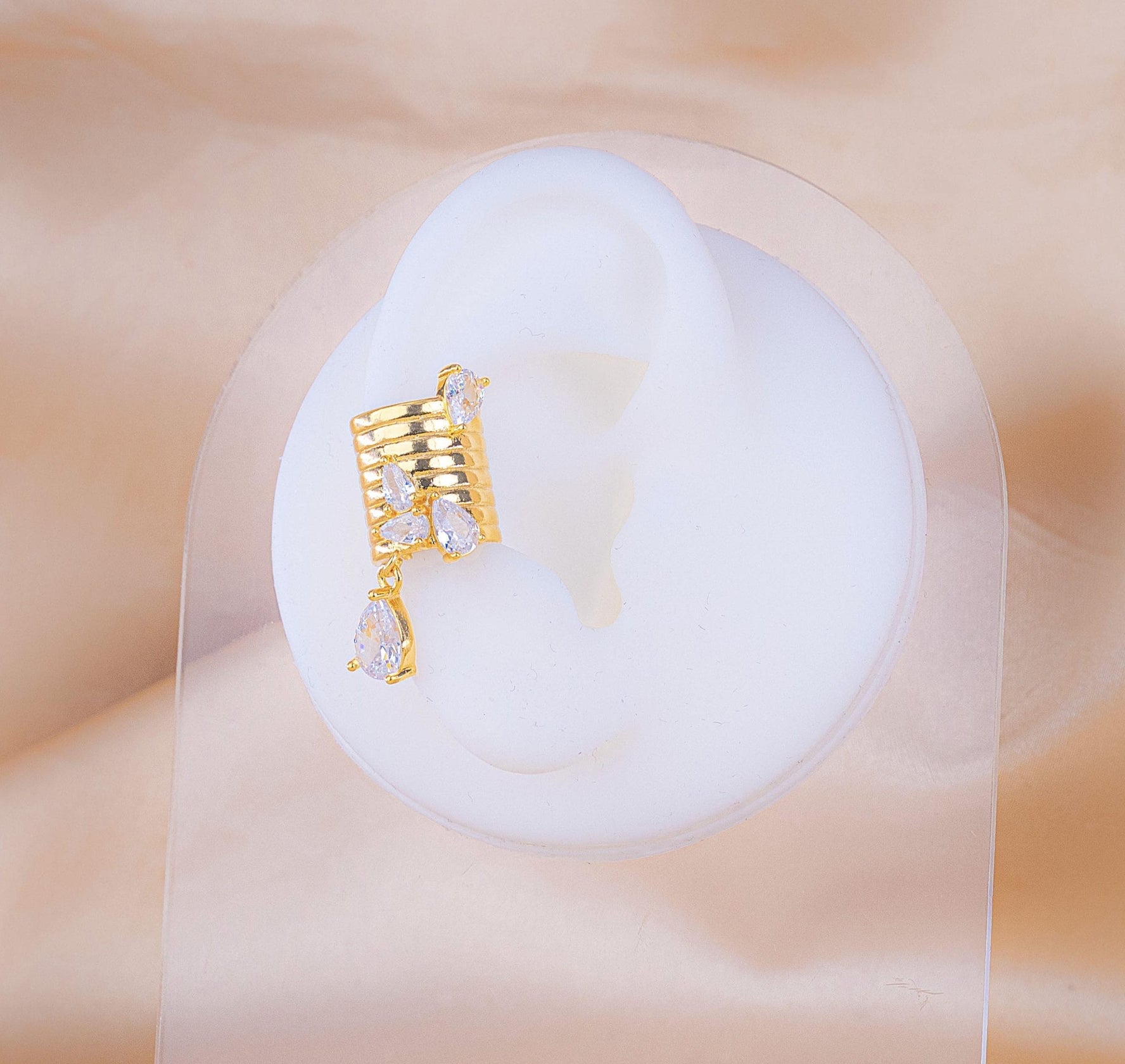 Ear Cuff Nébula Dorado Ref: E926