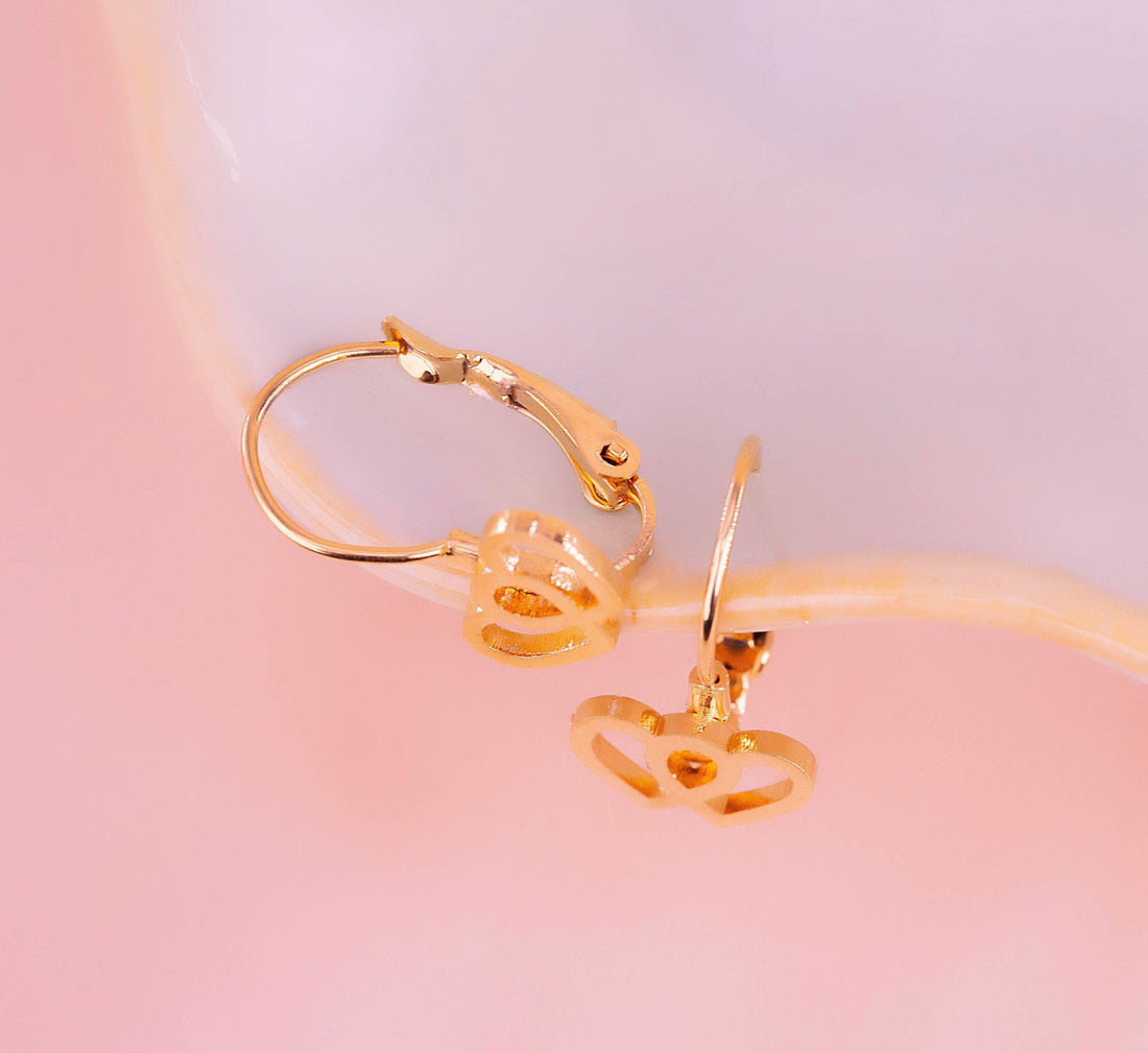Aretes Corazones Dobles Dorados Ref: B127