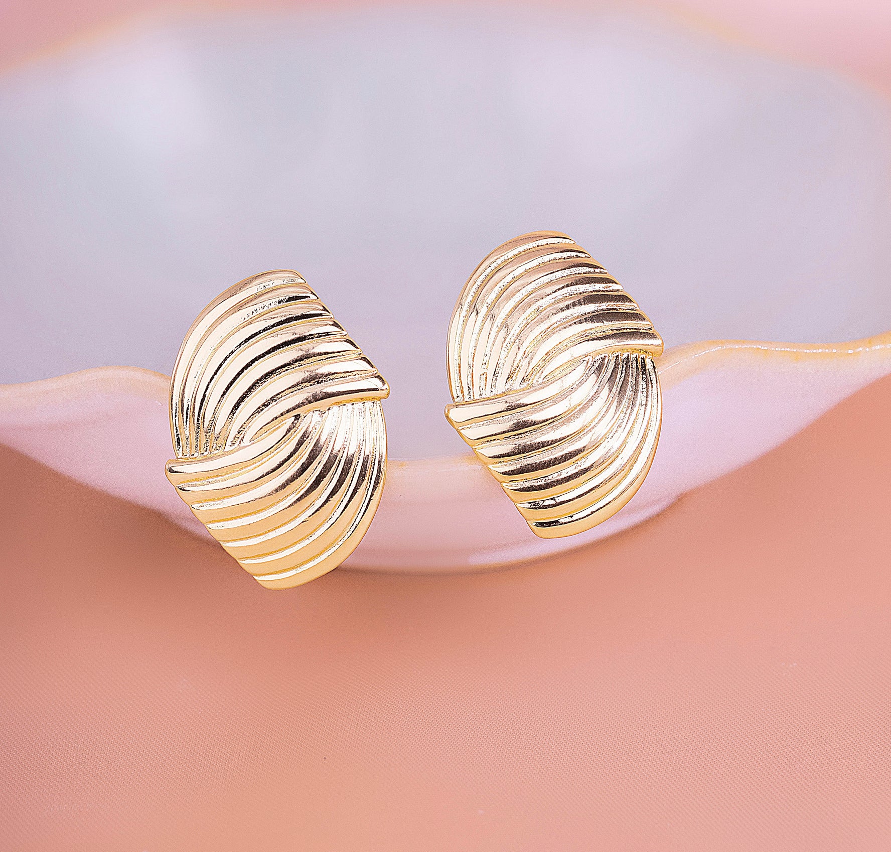 Aretes Amara Dorados Ref: B531