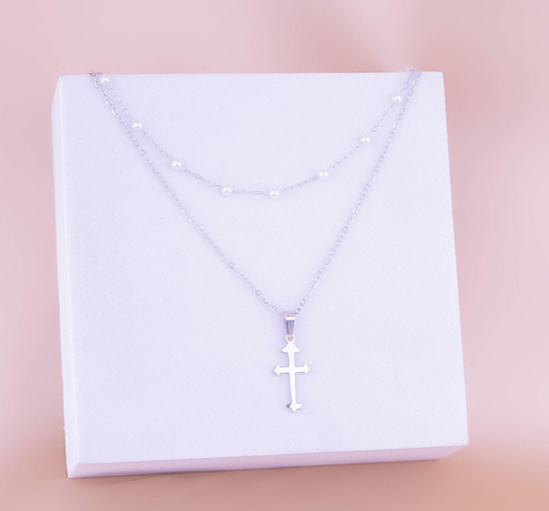 Collar Cruz Perlas Plateado Ref: D345