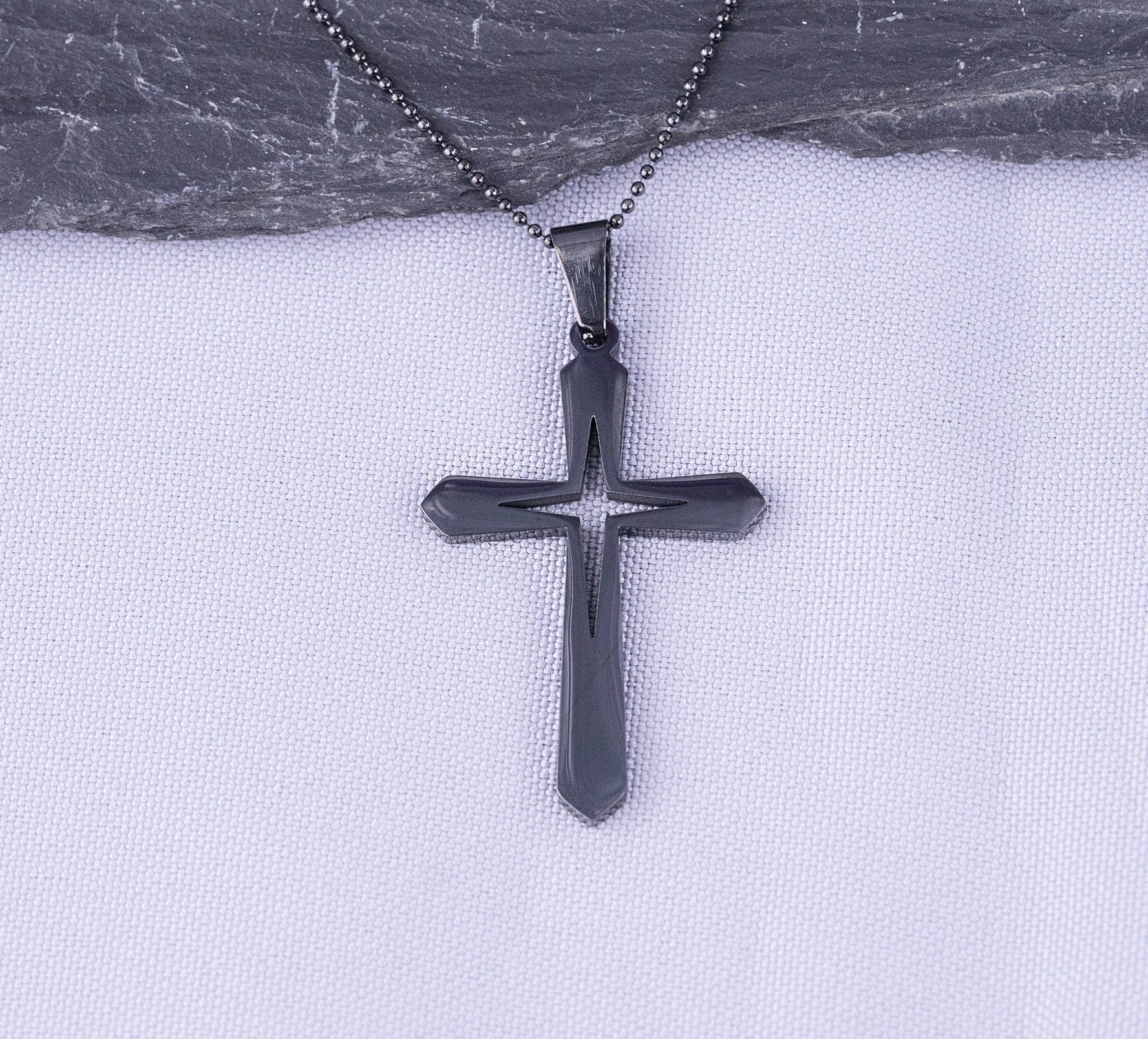 Cadena Hombre Cruz Negra Ref: F310