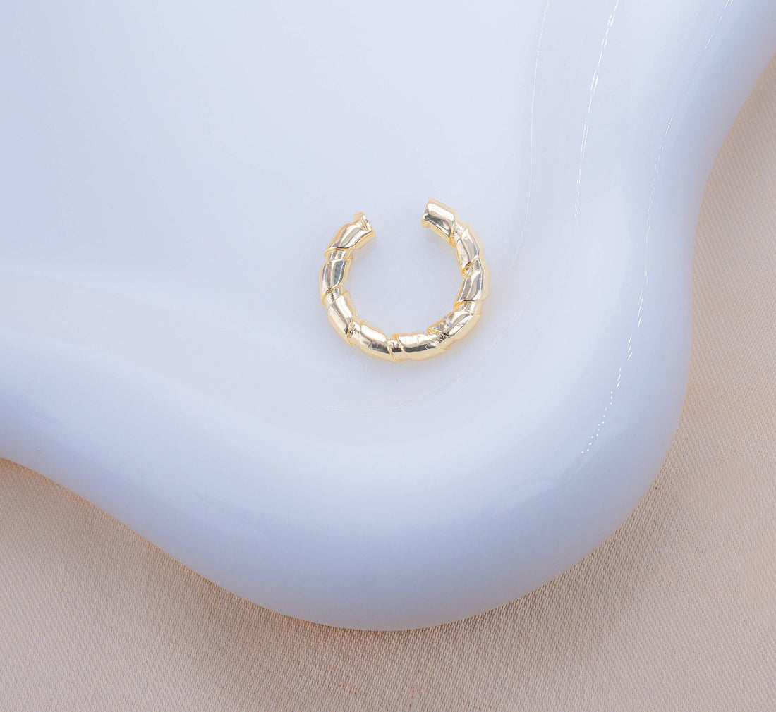 Ear Cuff Lire Dorado Ref: E138