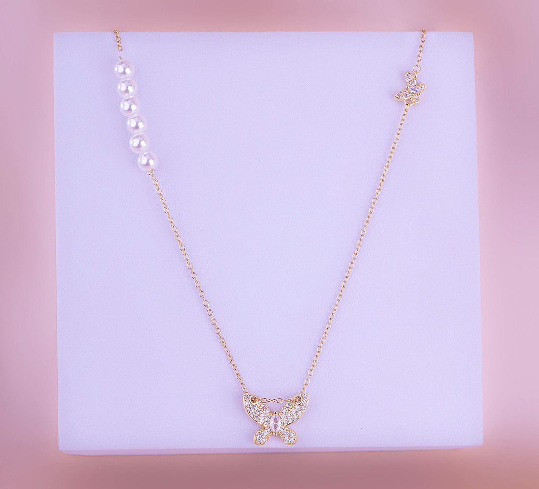 Collar Mariposa Perlas Ref: D404