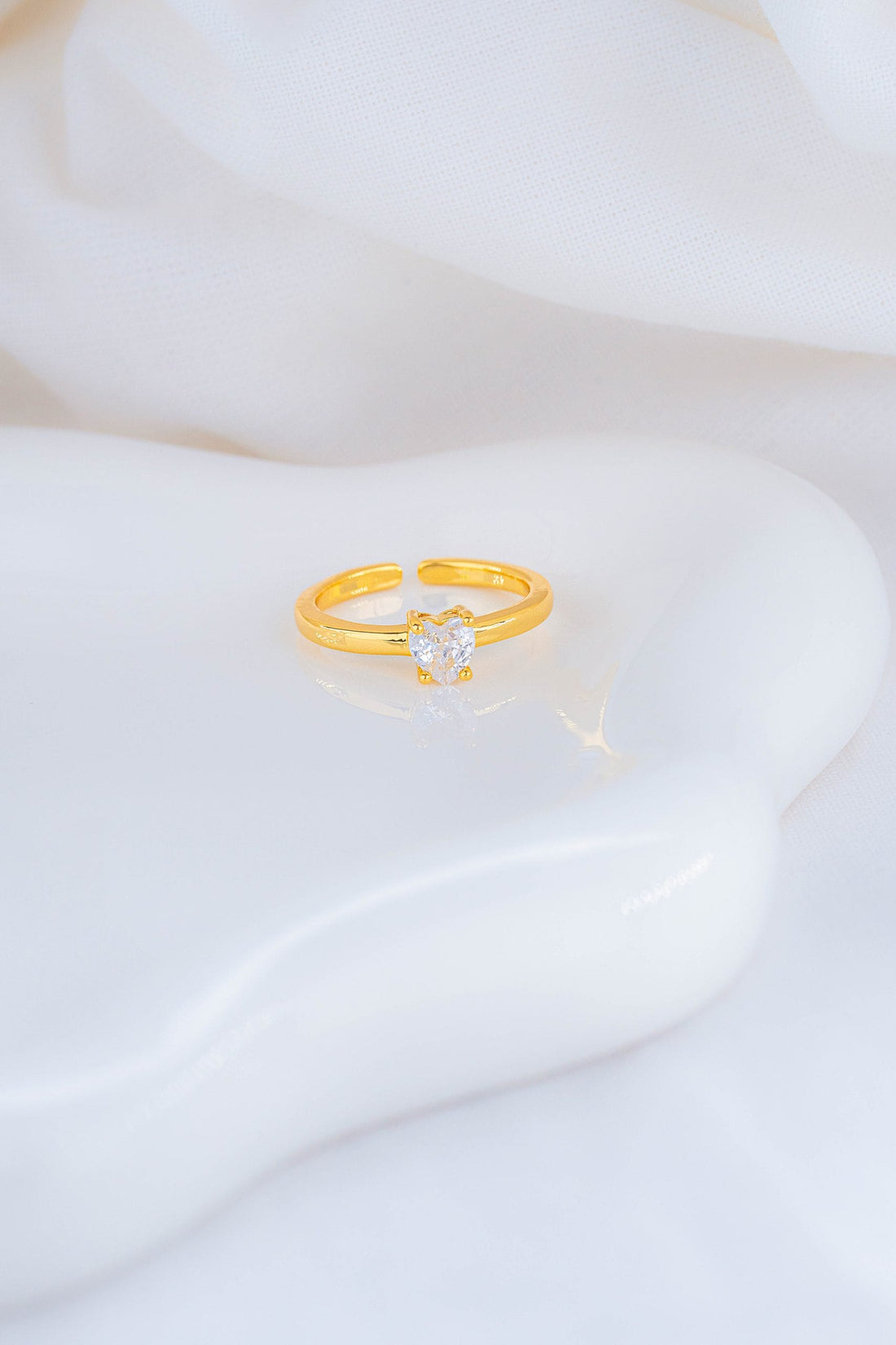 Anillo Corazón Circón Ref: A2661