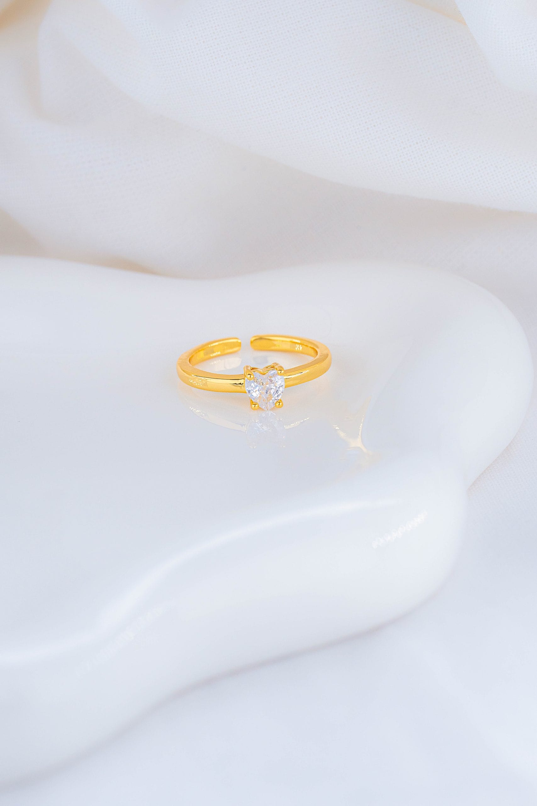 Anillo Corazón Circón Ref: A2661