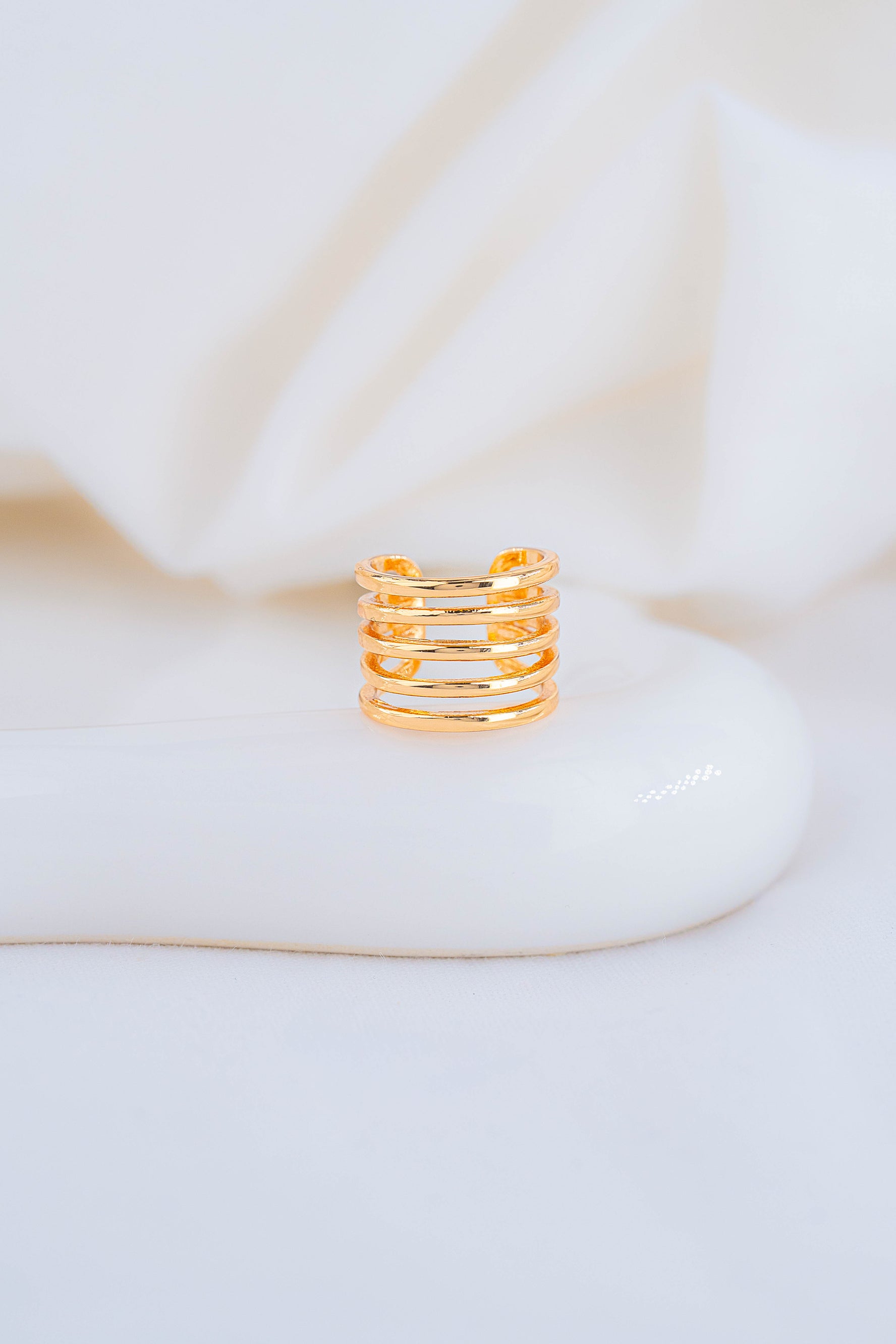 Ear Cuff Nara Dorado Ref: E1464