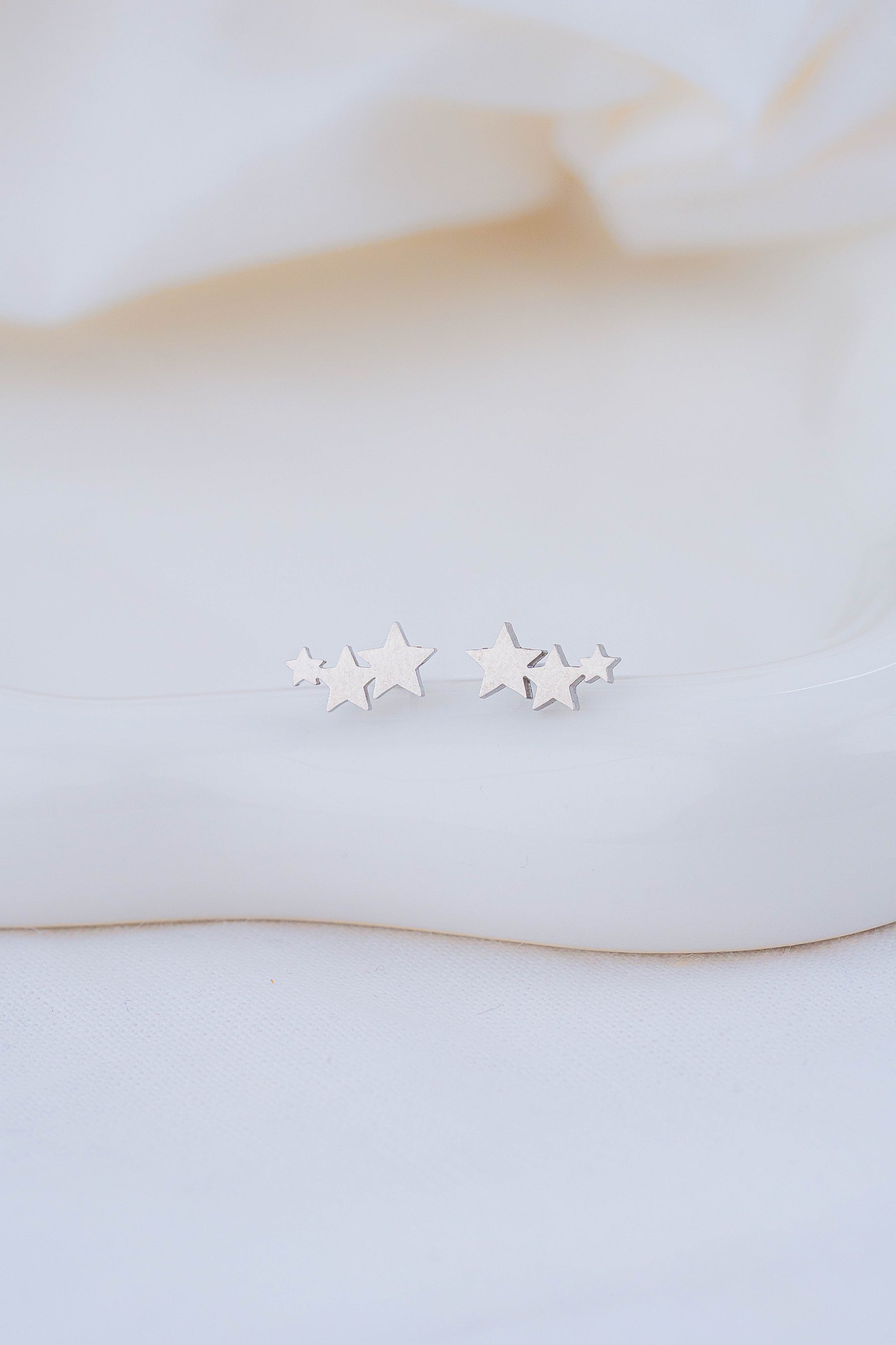 Topitos Tres Estrellas Plateados Ref: L2094