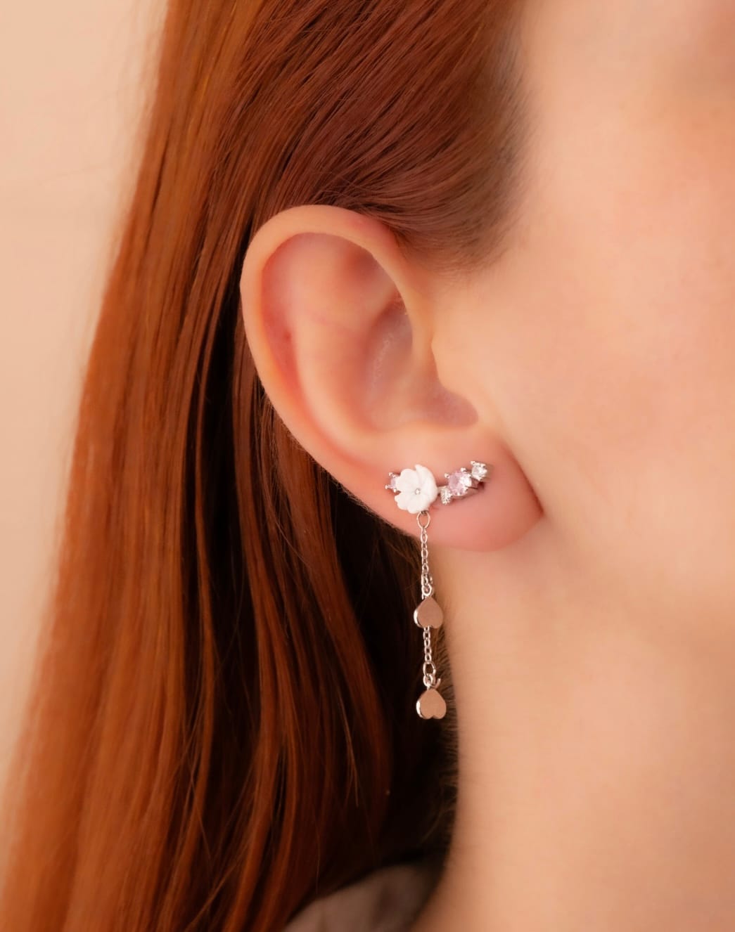 Aretes Petunia Plateados Ref: B1906