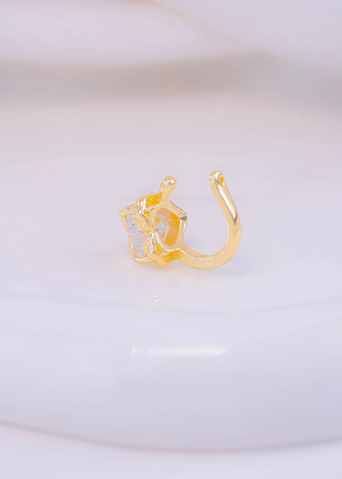 Ear Cuff Corazón Circón