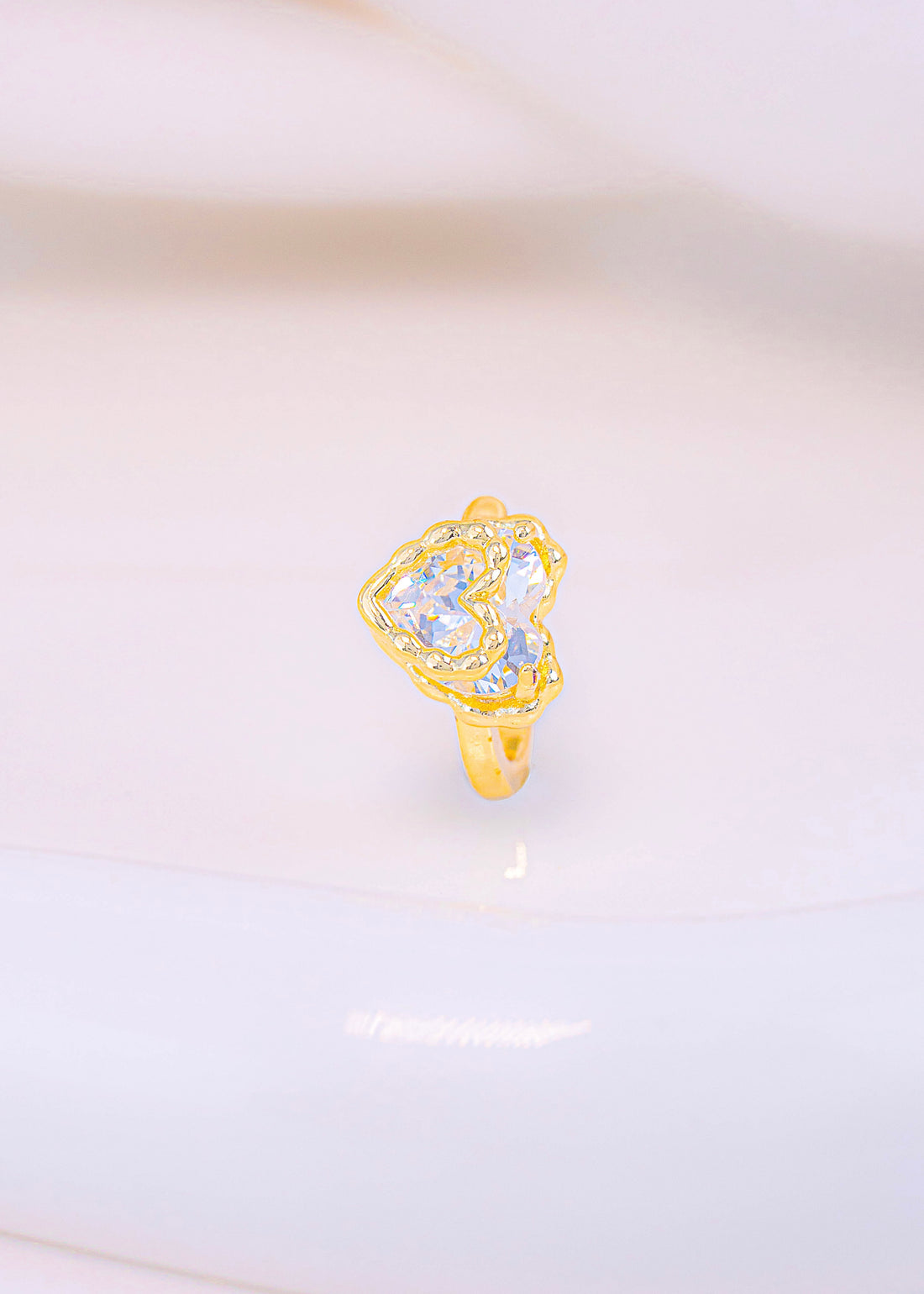 Ear Cuff Corazón Circón