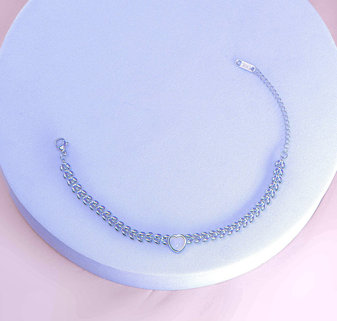 Pulsera Corazón Espigas Plateada Ref:I295