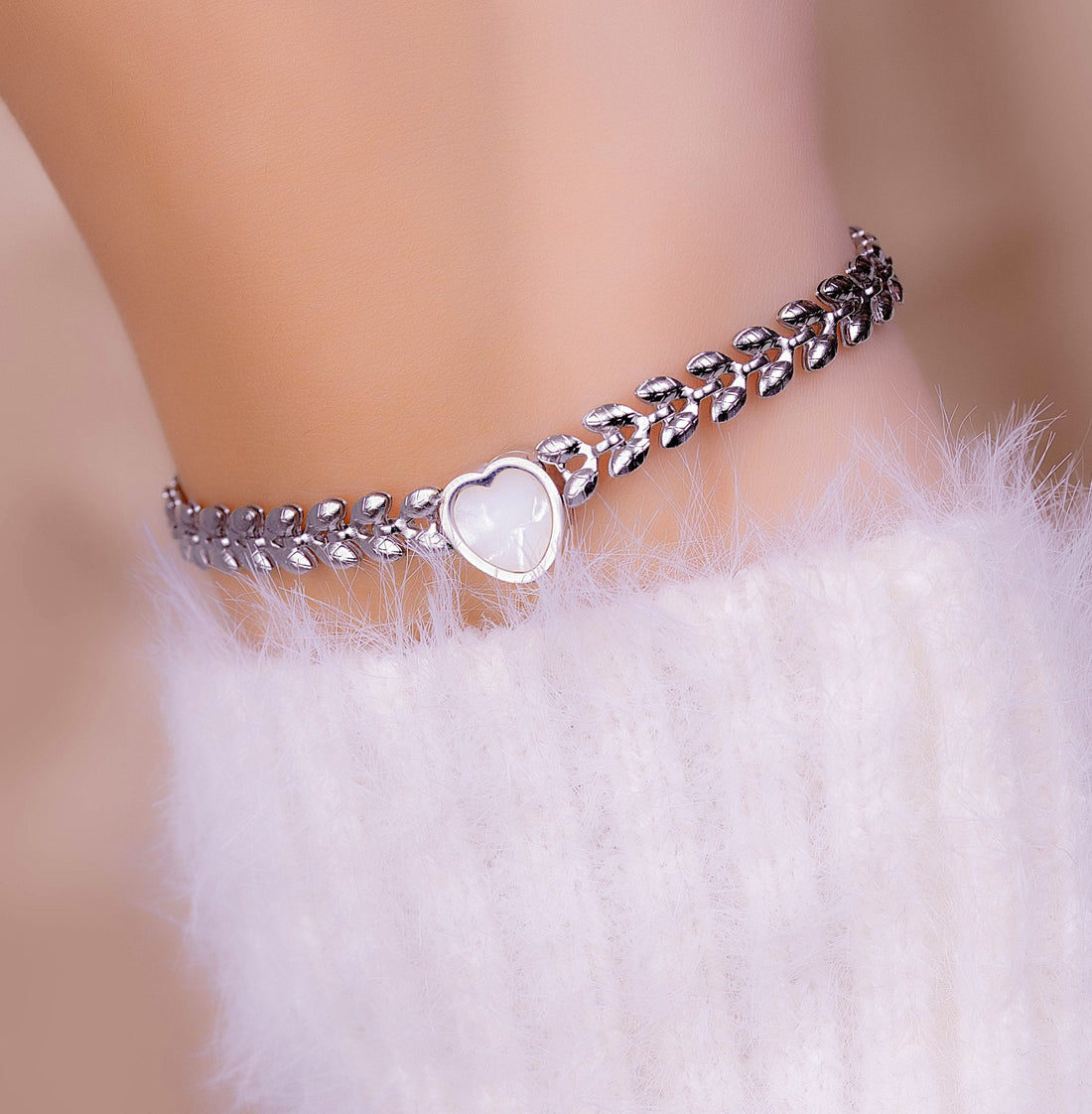 Pulsera Corazón Espigas Plateada Ref:I295