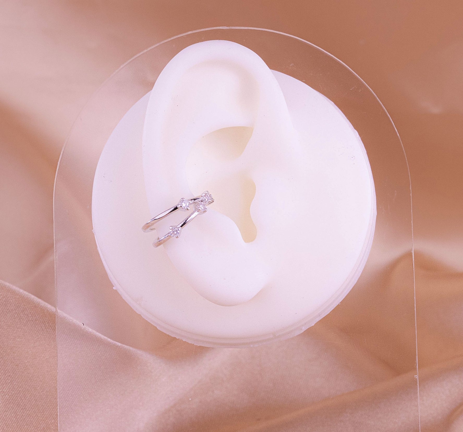 Ear Cuff Isel Plateado Ref: E925