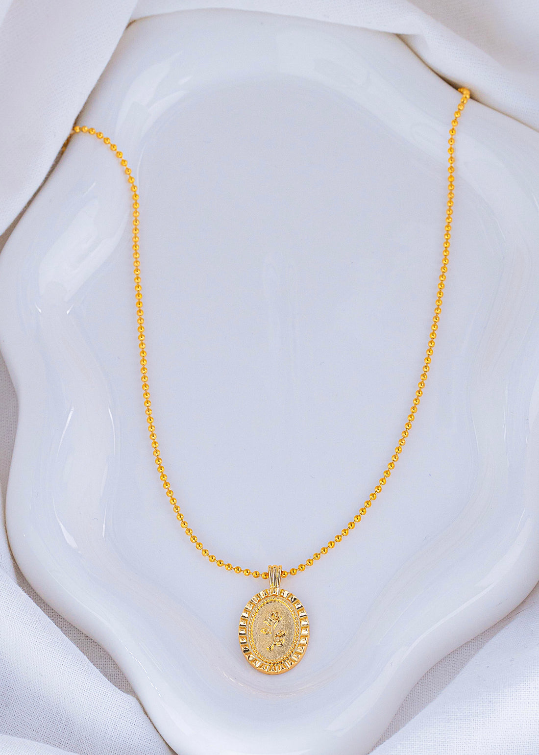 Cadena Rosa Vintage