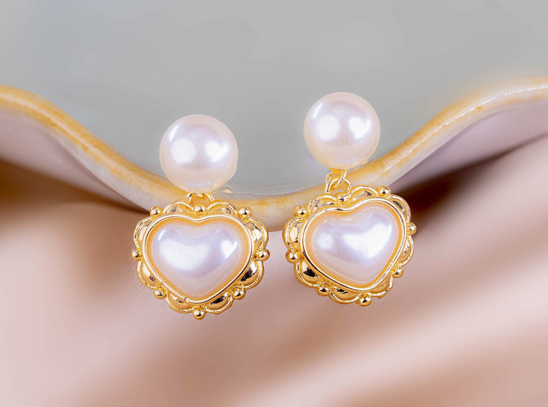 Aretes Amora Dorados Ref: B2104