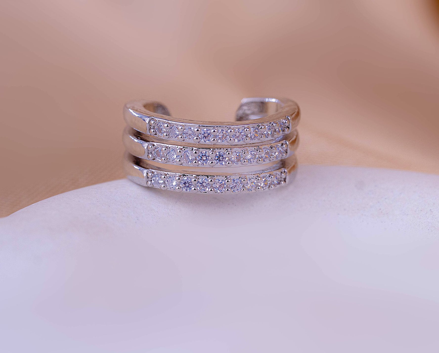 Ear Cuff Trina Plateado Ref: E1025