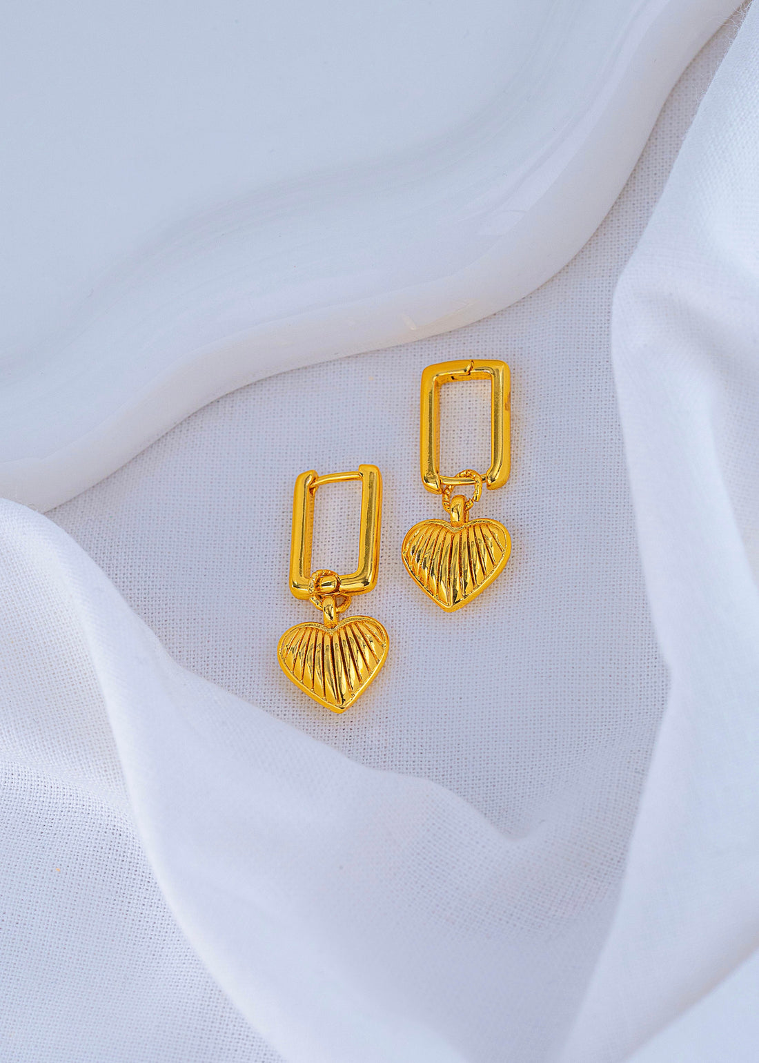 Aretes Amara