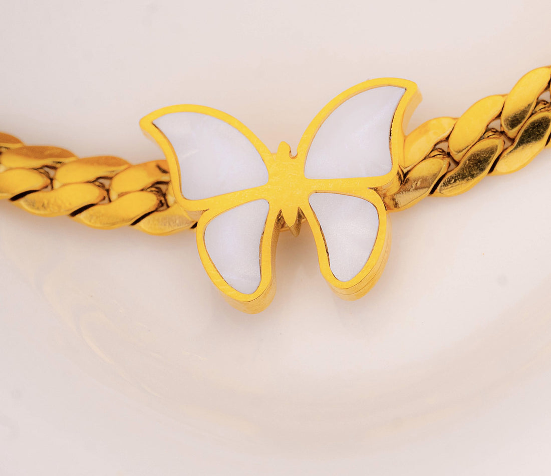 Collar Mariposa Dorado Ref:D563