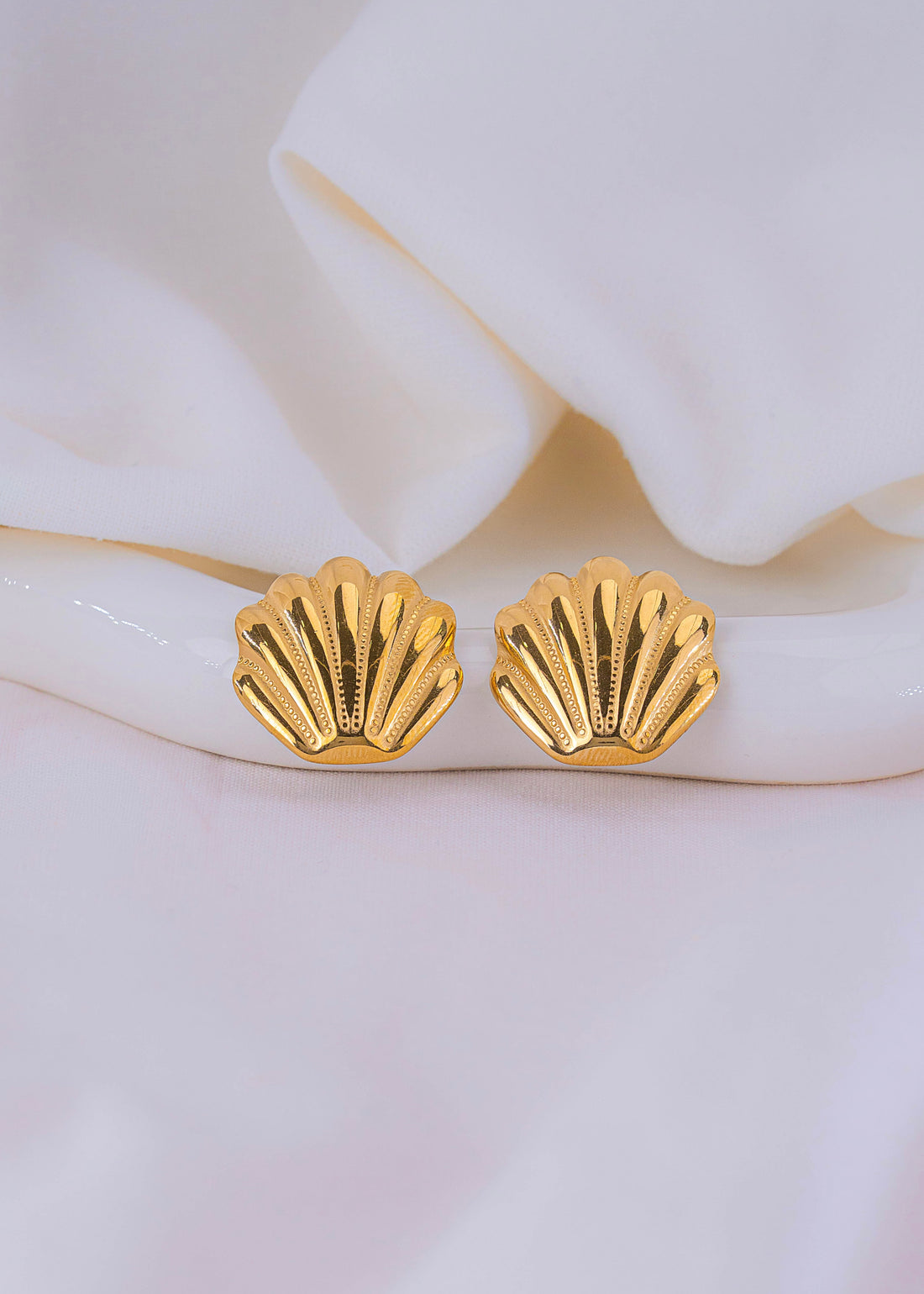 Aretes Conchas Dorados