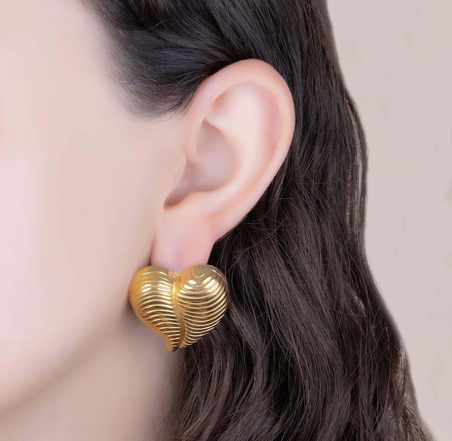 Aretes Latido Dorados Ref: B2324