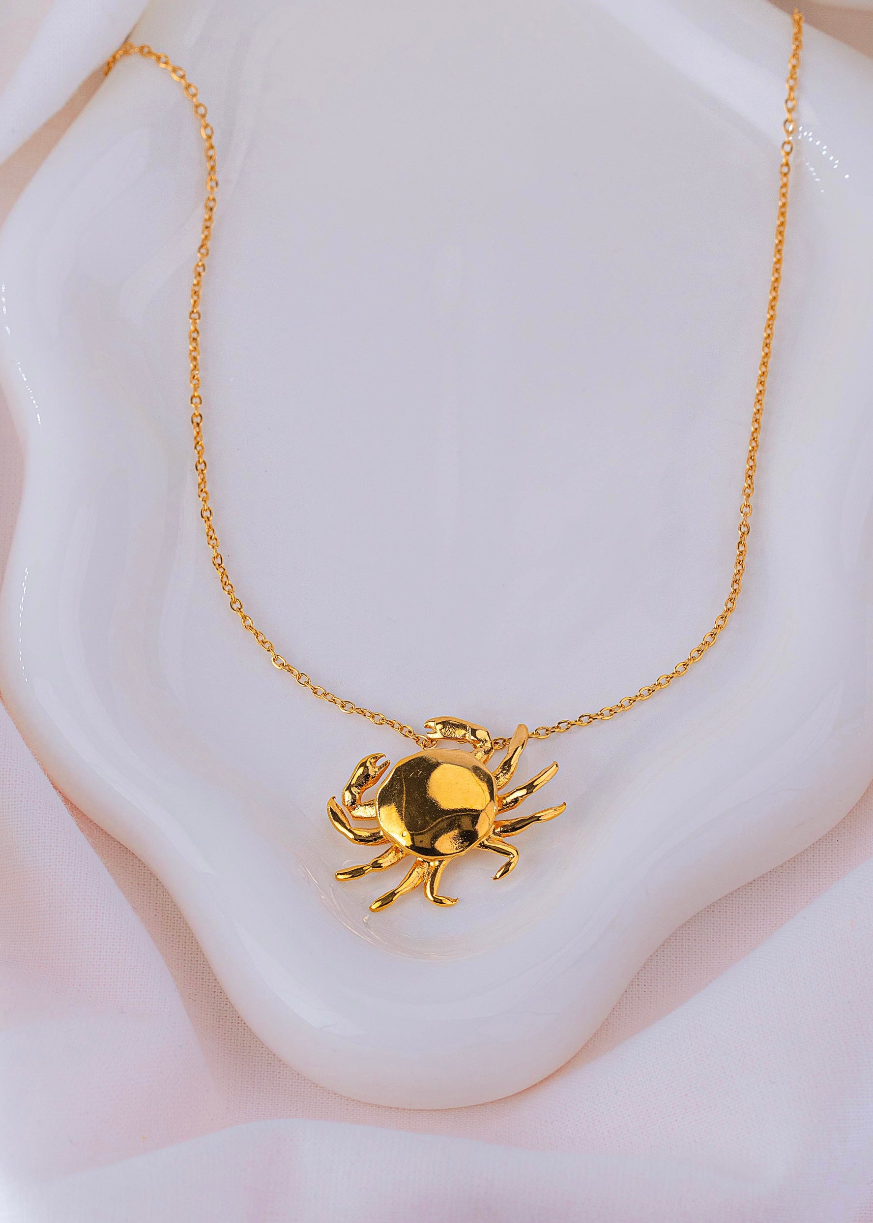 Collar Cangrejo Dorado