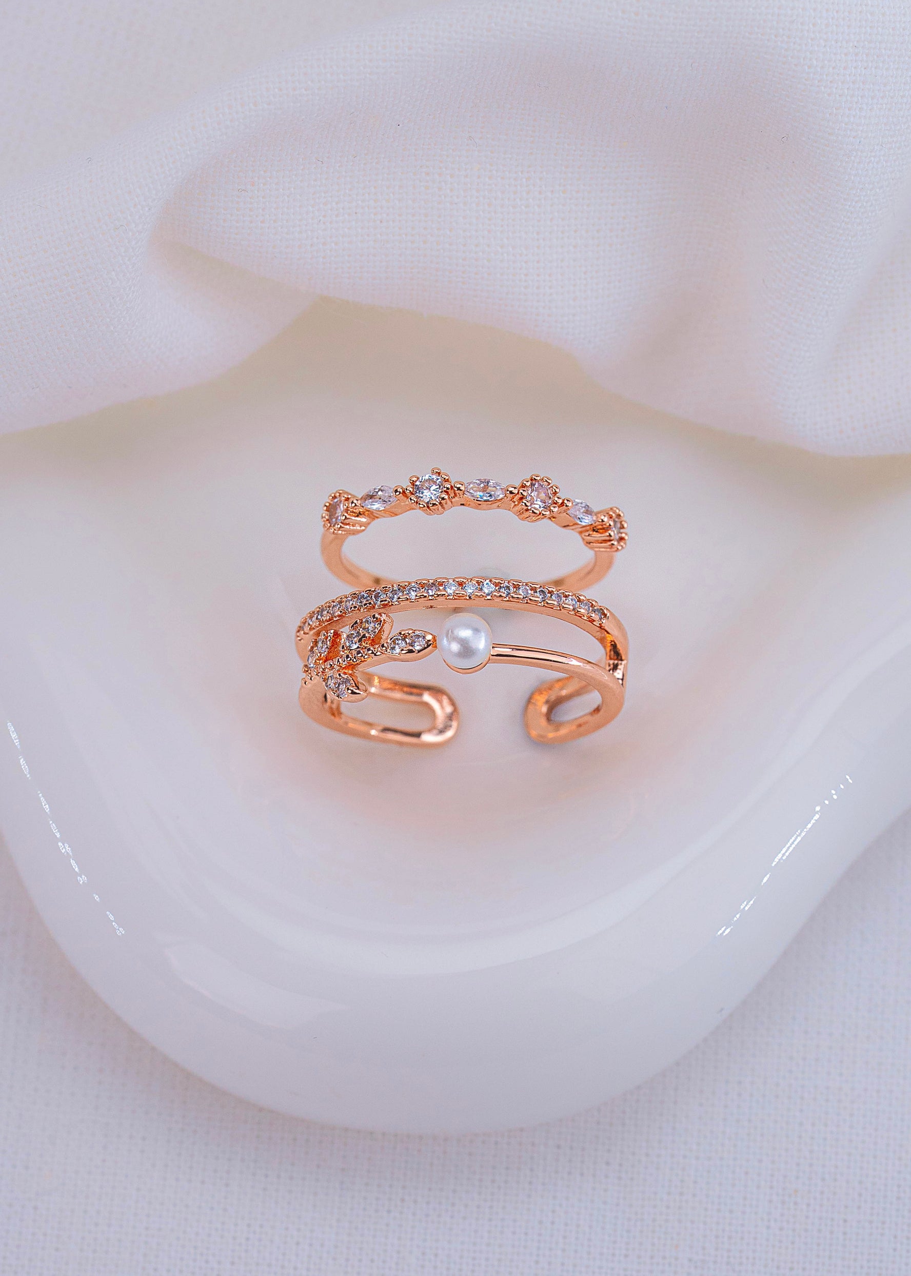 Set X 2 Anillos Espiga Perla Oro Rosa